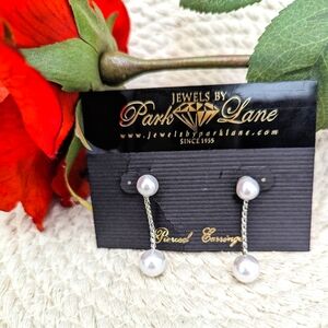 Park Lane Pearl earrings 🤍